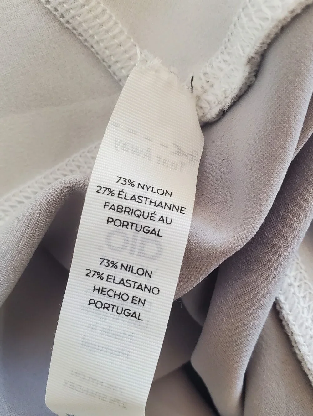 Alo Yoga High-Waist White Camo Vapor Legging Size Large